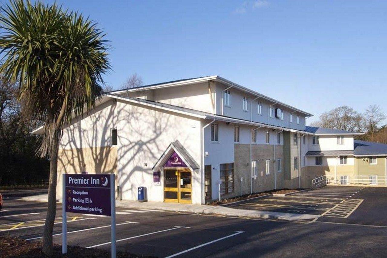 Premier Inn Christchurch / Highcliffe Exterior photo